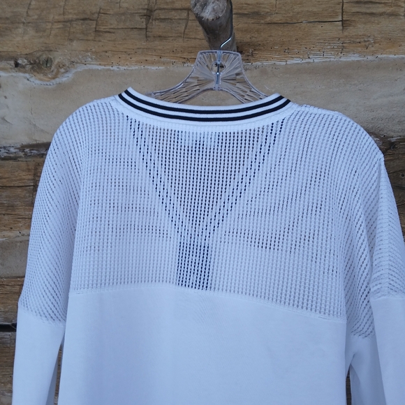 GSTQ White V Neck Quarterback Tee Shirt 3XL - Picture 6 of 12